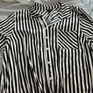 Torrid size 3 button down stripe top